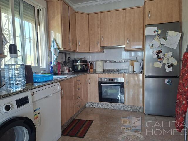 Villa Limon : Resale Villa for Sale in Partaloa, Almería
