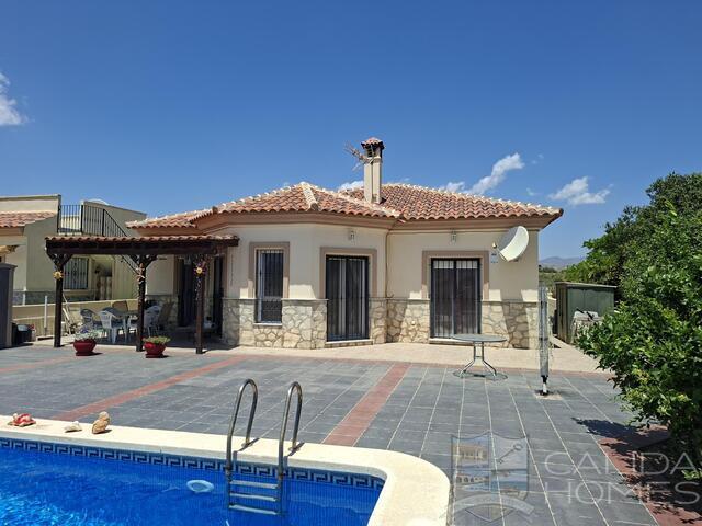 Villa Limon : Resale Villa for Sale in Partaloa, Almería