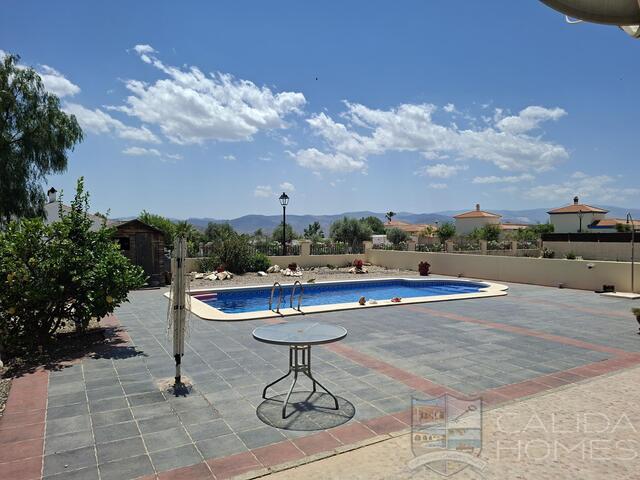 Villa Limon : Resale Villa for Sale in Partaloa, Almería