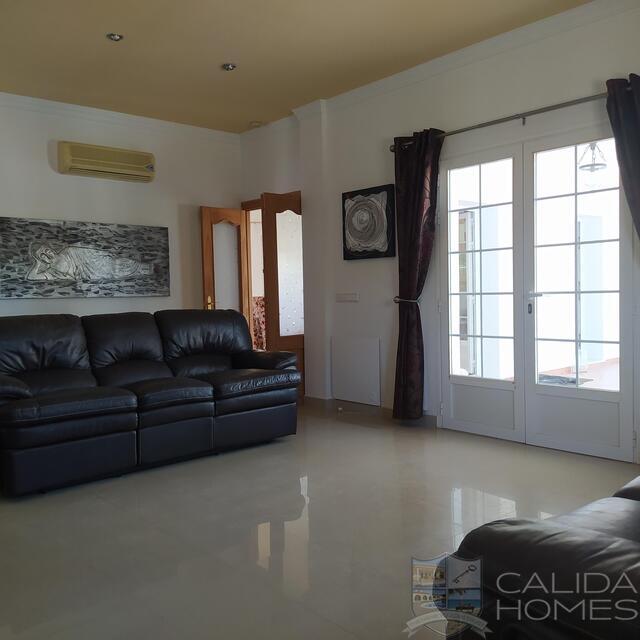 Villa Limoneros : Resale Villa for Sale in Albox, Almería