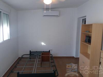 Villa Lirio: Resale Villa in Arboleas, Almería