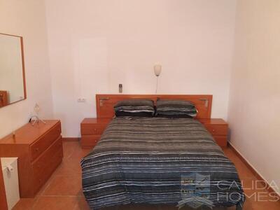 Villa Lirio: Resale Villa in Arboleas, Almería
