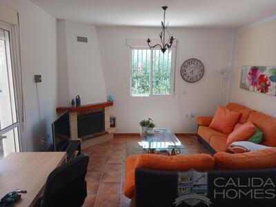 Villa Los Colorados: Resale Villa in Arboleas, Almería