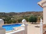 Villa Los Colorados: Resale Villa for Sale in Arboleas, Almería