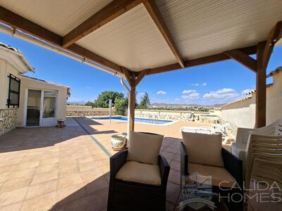 Villa Los Keron : Resale Villa in Arboleas, Almería