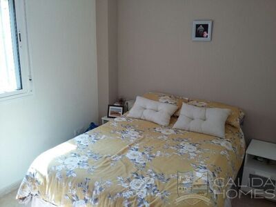 Villa Los Suenos: Resale Villa in Arboleas, Almería