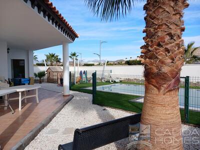 Villa Lotus : Resale Villa in Arboleas, Almería