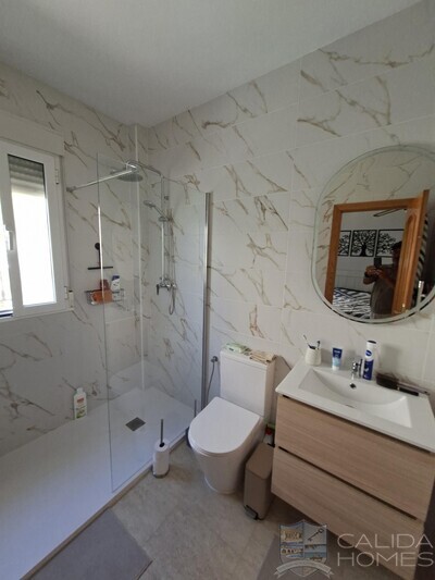 Villa Lua : Resale Villa in Arboleas, Almería