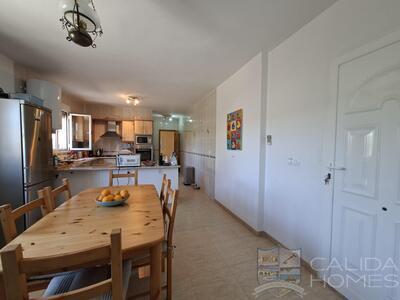 Villa Lua : Resale Villa in Arboleas, Almería