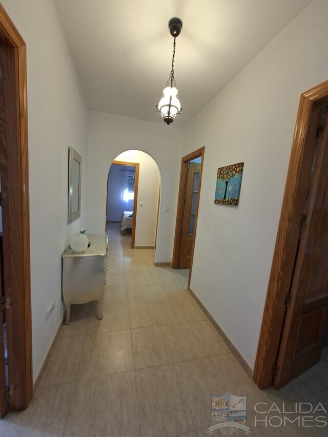 Villa Lua : Resale Villa for Sale in Arboleas, Almería