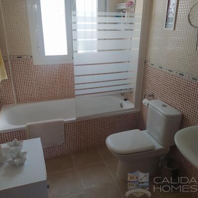 Villa Luna : Resale Villa in Arboleas, Almería