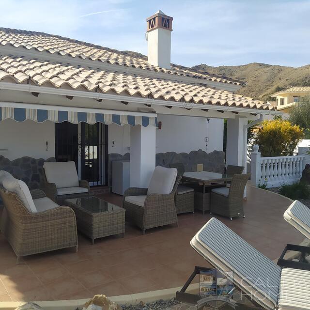 Villa Luna : Resale Villa for Sale in Arboleas, Almería