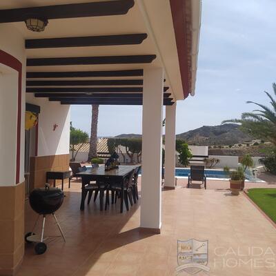 Villa Lupin: Resale Villa in Arboleas, Almería