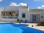 Villa Magenta: Resale Villa for Sale in Partaloa, Almería