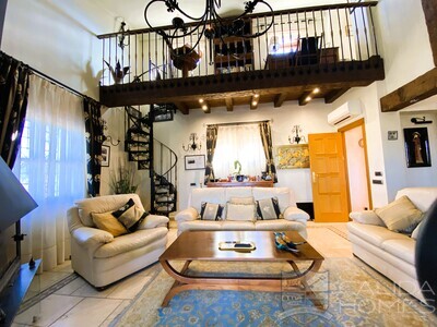 Villa Magnifica : Resale Villa in Vera, Almería