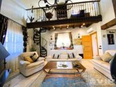 Villa Magnifica : Resale Villa in Vera, Almería