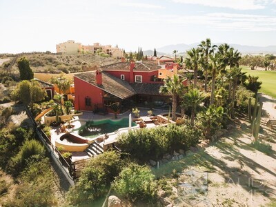 Villa Magnifica : Resale Villa in Vera, Almería