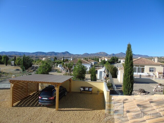 Villa Magnolia : Herverkoop Villa te Koop in Albox, Almería