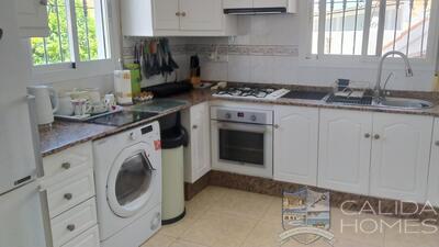 Villa Margarita : Resale Villa in Arboleas, Almería