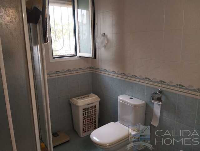 Villa Marlia: Resale Villa for Sale in Arboleas, Almería