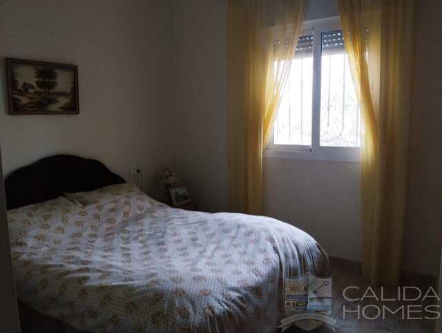 Villa Marlia: Resale Villa for Sale in Arboleas, Almería