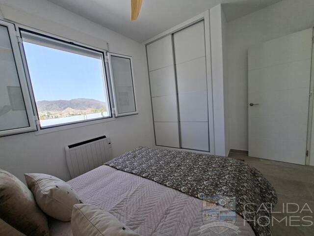 Villa Marshy : Resale Villa for Sale in Arboleas, Almería