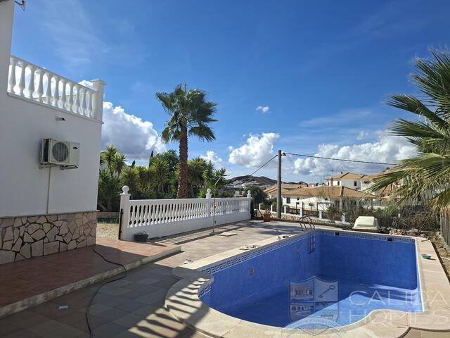 Villa Marvel Arboleas: Revente Villa à vendre à Arboleas, Almería