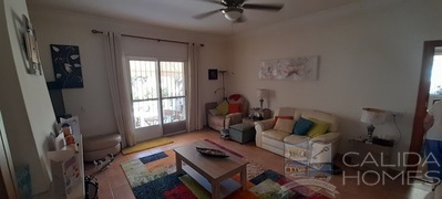 Villa May: Resale Villa in Arboleas , Almería