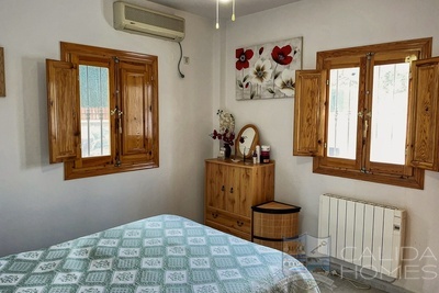 Villa Meridia : Resale Villa in Arboleas, Almería