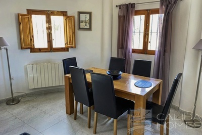Villa Meridia : Resale Villa in Arboleas, Almería