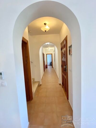 Villa Morgan : Resale Villa in Arboleas, Almería