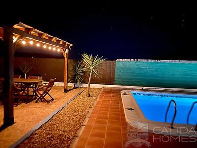 Villa Morgan : Resale Villa in Arboleas, Almería