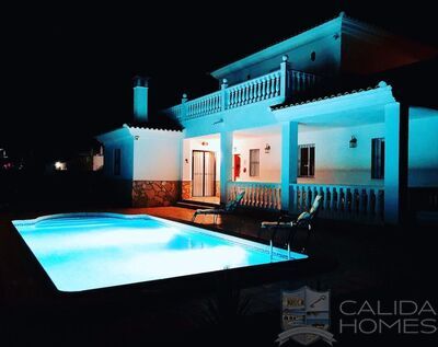 Villa Morgan : Resale Villa in Arboleas, Almería