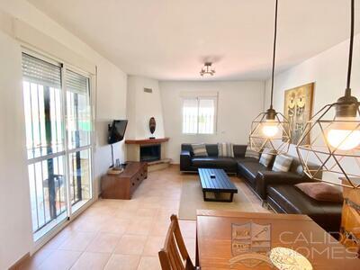 Villa Morgan : Resale Villa in Arboleas, Almería