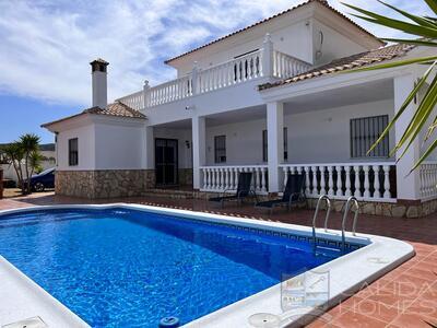 Villa Morgan : Resale Villa in Arboleas, Almería