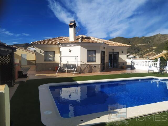 Villa Mosaic : Resale Villa for Sale in Arboleas, Almería