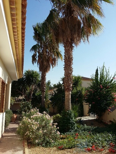 Villa Nemesia: Resale Villa in Arboleas, Almería