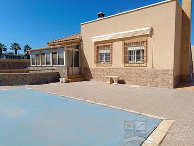 Villa Nevada: Resale Villa in La Alfoquia, Almería