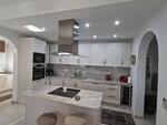 Villa Nueva Vida : Resale Villa for Sale in Arboleas, Almería