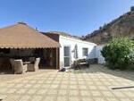 Villa Nueva Vida : Resale Villa for Sale in Arboleas, Almería