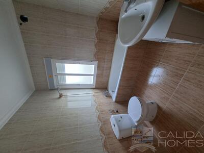 Villa Nuevo Dos : Resale Villa in Chirivel, Almería