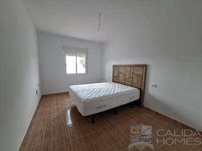 Villa Nuevo Dos : Resale Villa in Chirivel, Almería