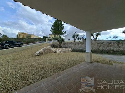 Villa Nuevo Uno : Resale Villa in Chirivel, Almería