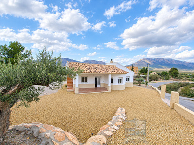Villa Nuevo Uno : Resale Villa in Chirivel, Almería Villa Nuevo Uno : Resale Villa in Chirivel, Almería