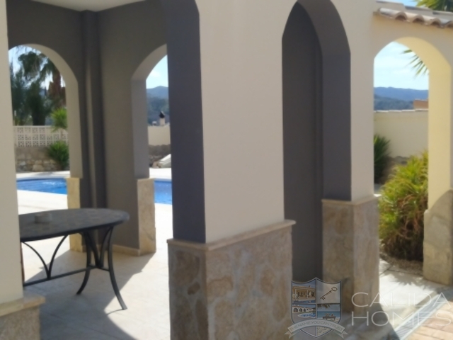 Villa Oleander: Resale Villa for Sale in Arboleas, Almería