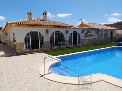Villa Orchid: Resale Villa in Arboleas, Almería