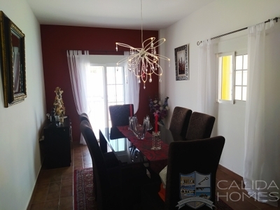 Villa Orchid: Resale Villa in Arboleas, Almería