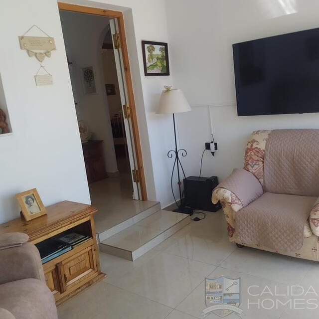 Villa Oro : Resale Villa for Sale in Arboleas, Almería