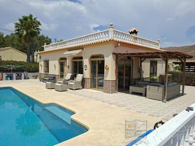 Villa Palacio : Resale Villa in Arboleas, Almería