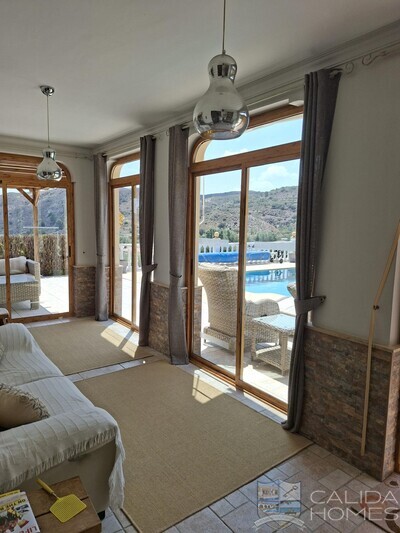 Villa Palacio : Resale Villa in Arboleas, Almería